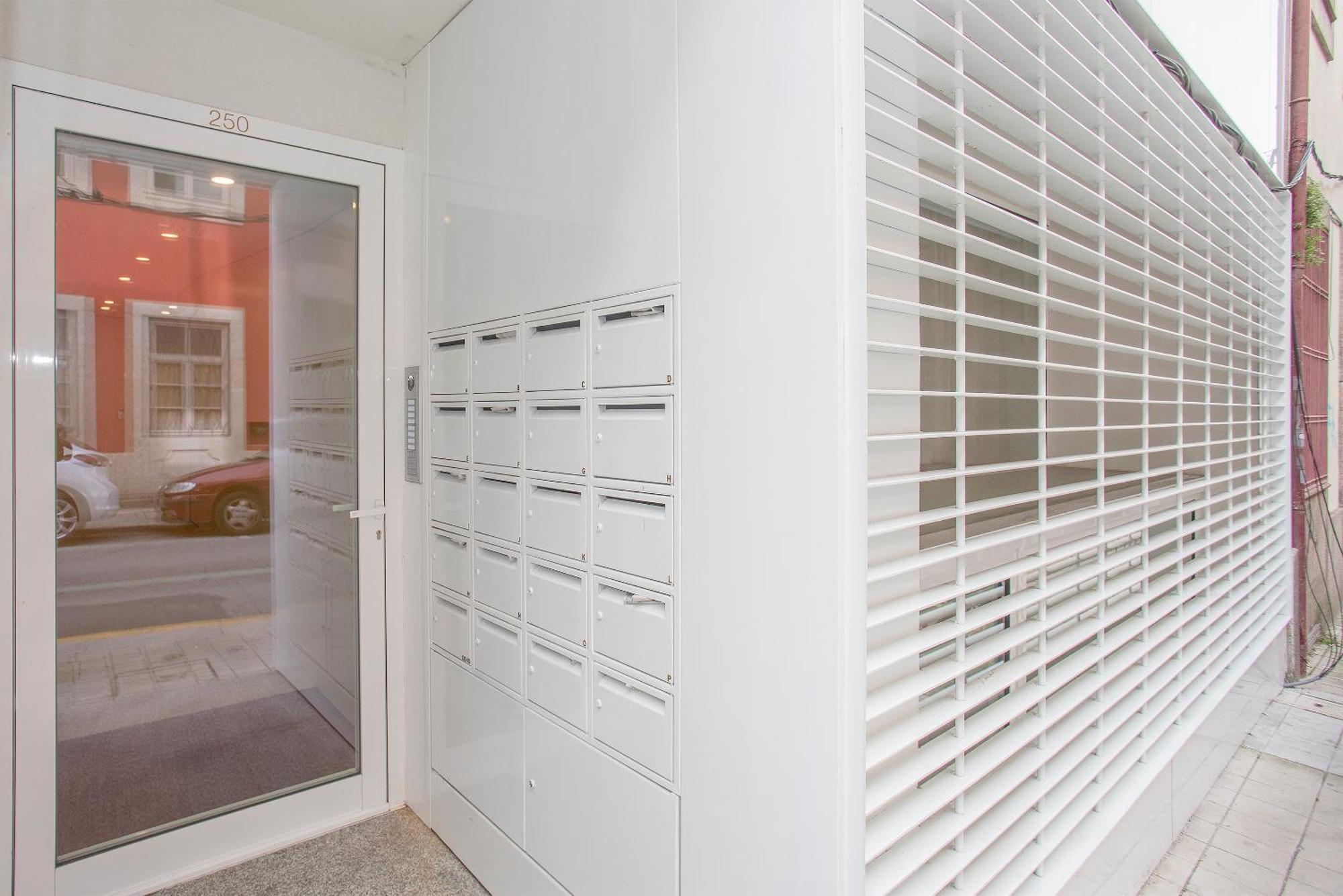 Liiiving In Porto - Luxury Gallery Apartments Esterno foto